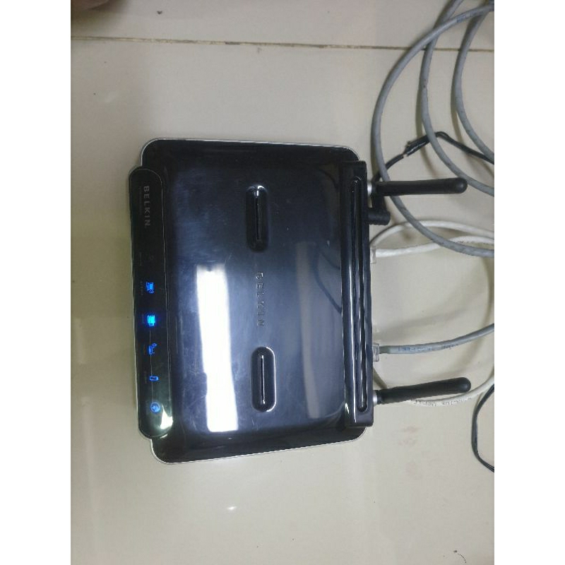 router belkin model.F5D8233-4v3