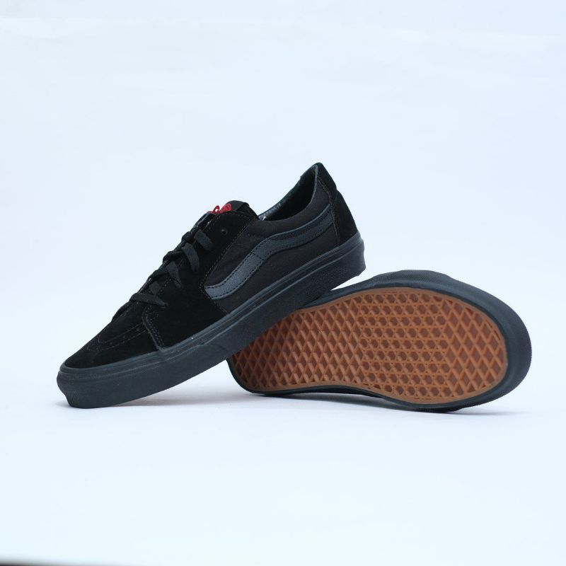 vans sk8 low black black