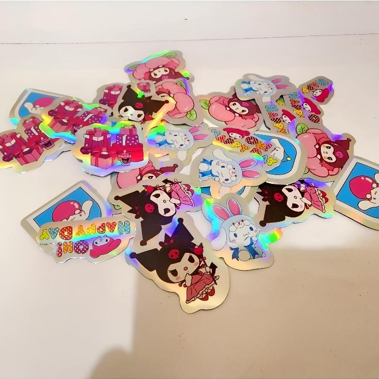 

1 PACK 30 PCS Stiker Bling Bling Sanrio Karakter Lucu Sticker Hologram Mainan Anak Stiker Hp Sticker Botol