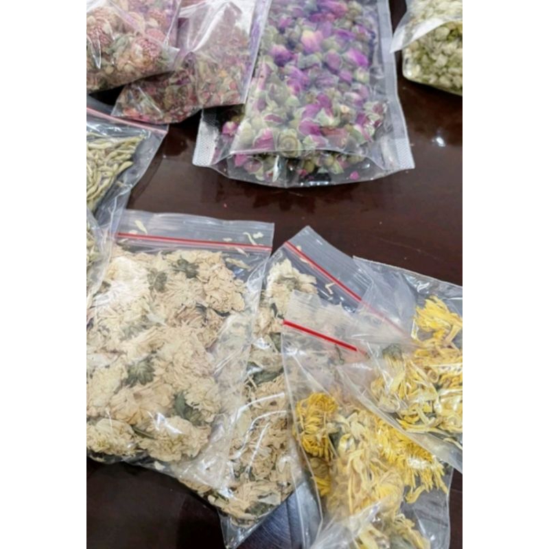 

71 Terjual premium white Royal chrysanthemum /Teh Bunga Krisan putih premium 10gram