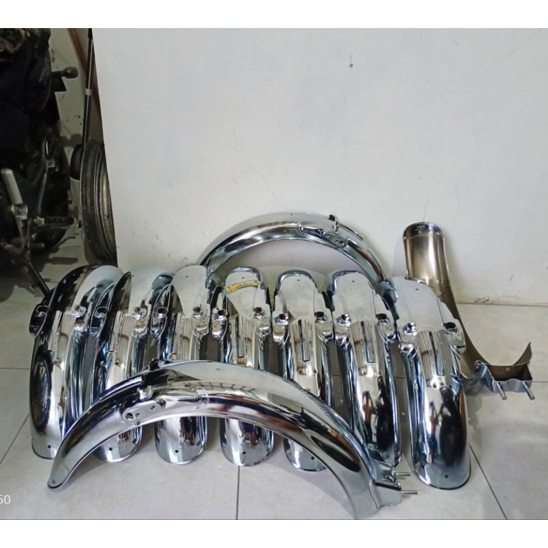 Slebor Belakang CB125 Versi US Tebal Presisi Chrome