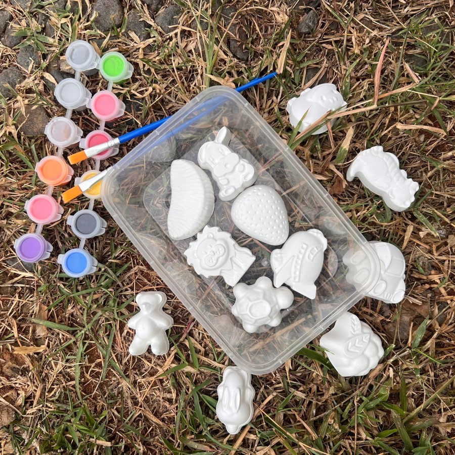 

Paket Melukis/Mewarnai Boneka Gypsum Lengkap, dan Siap Pakai!