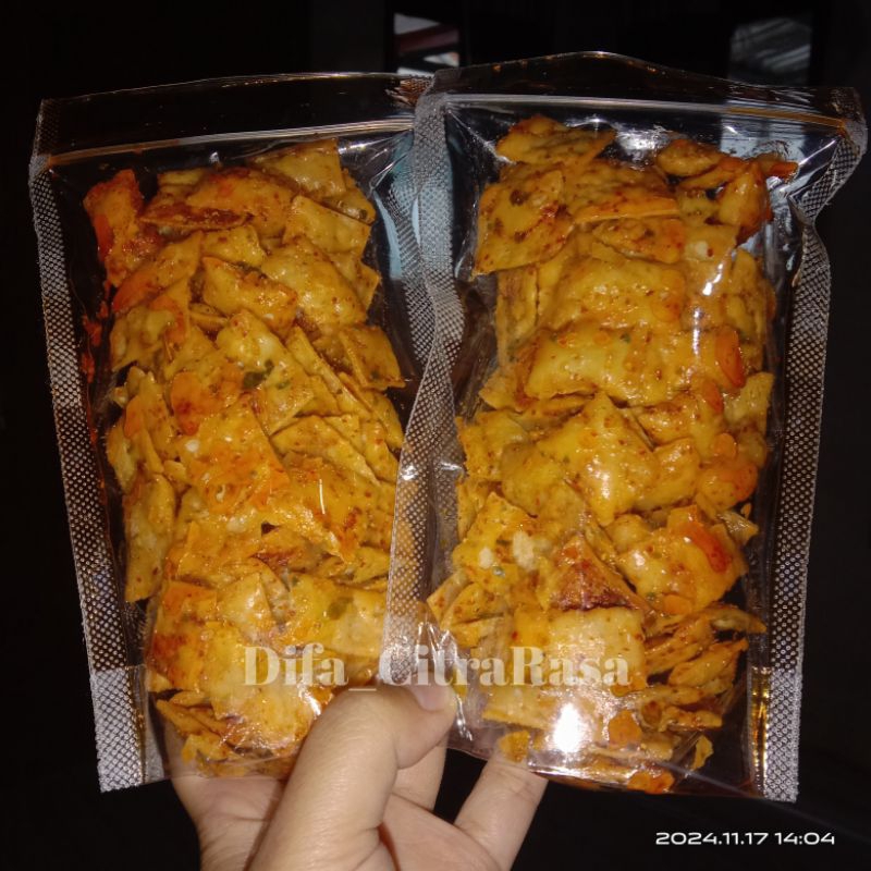 

PANGSIT GORENG PEDAS DAUN JERUK 100gr