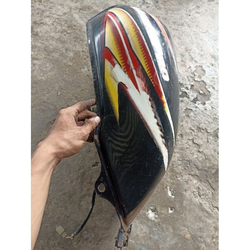 TANGKI MEGAPRO HIU ORIGINAL