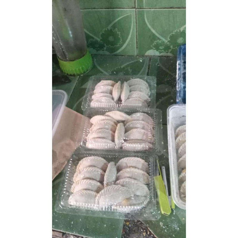 

CIRENG ISI AYAM SUIR PEDAS frozen, 1 pack isi 10