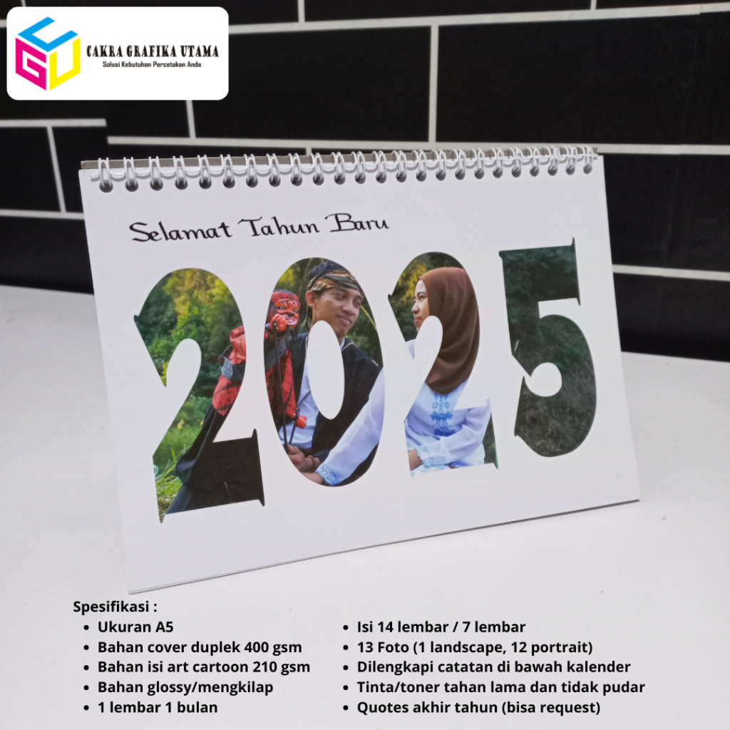 

Kalender Duduk Kalender Meja 2025 Custom Foto