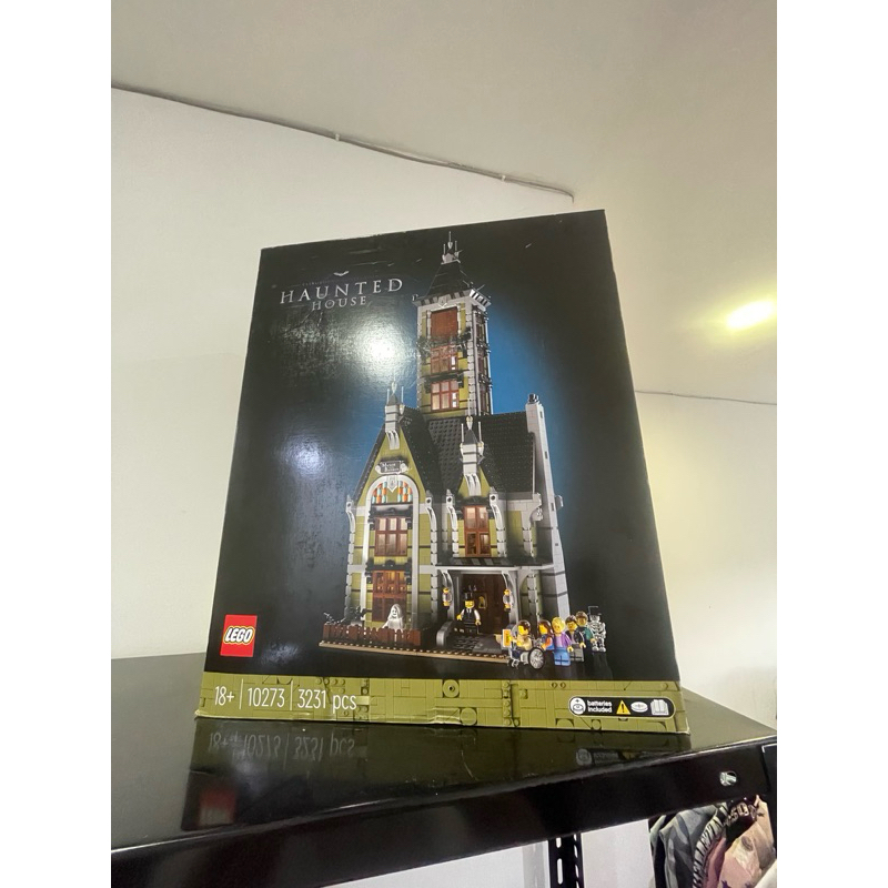 BNIB Lego Haunted House