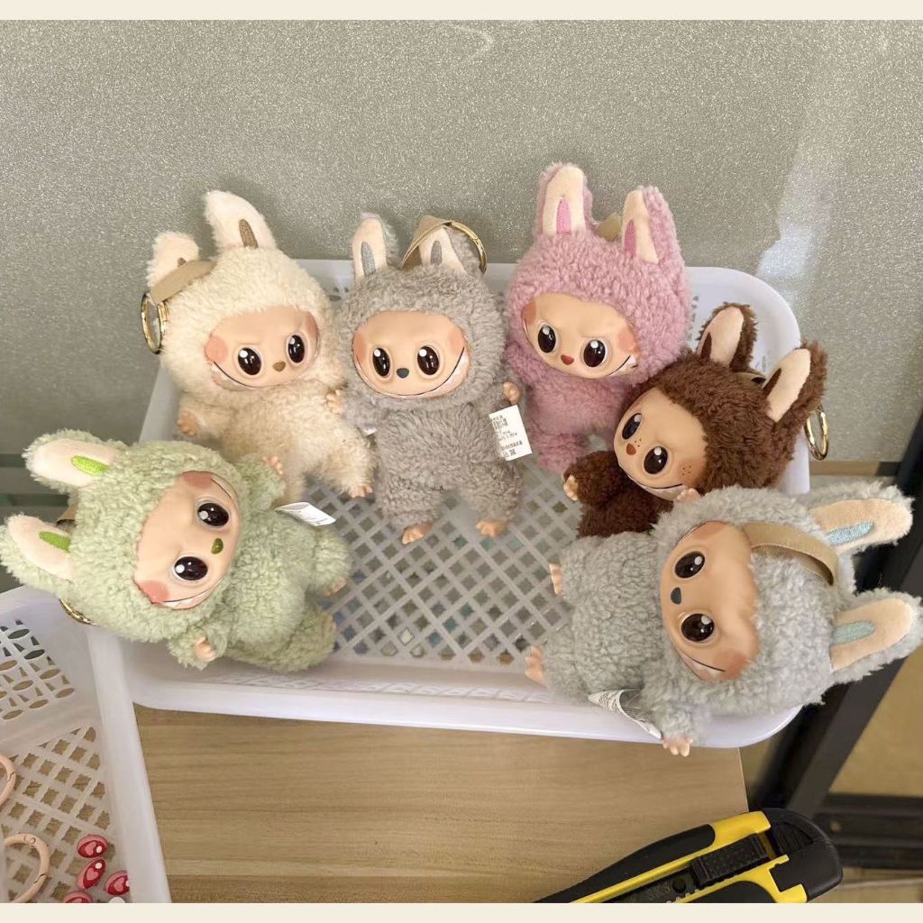 MOONBAGS Gantungan Boneka THE MONSTER EXCITING MACARON