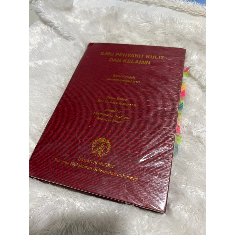 

Buku Ilmu Penyakit Kulit dan Kelamin Edisi 7 FKUI / Buku Kedokteran / Original