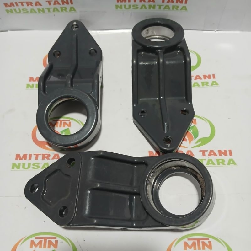 Arm Shaking Ayakan Kubota DC70Plus (69190)