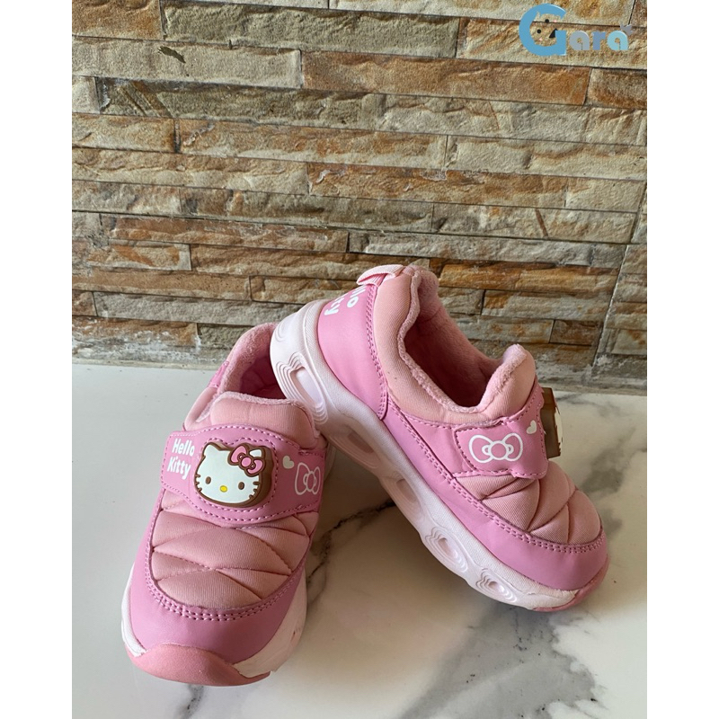 Sepatu Anak Second Branded Import (Sneakers)