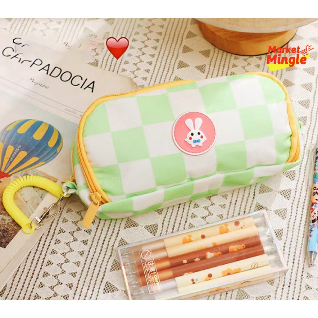 

Kotak Pensil Lucu untuk Siswa Estetika Ritsleting Sekolah Kotak-kotak Hewan Fashion