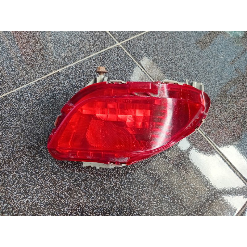 lampu mata kucing bemper belakang toyota vios gen 3 sebelah kiri