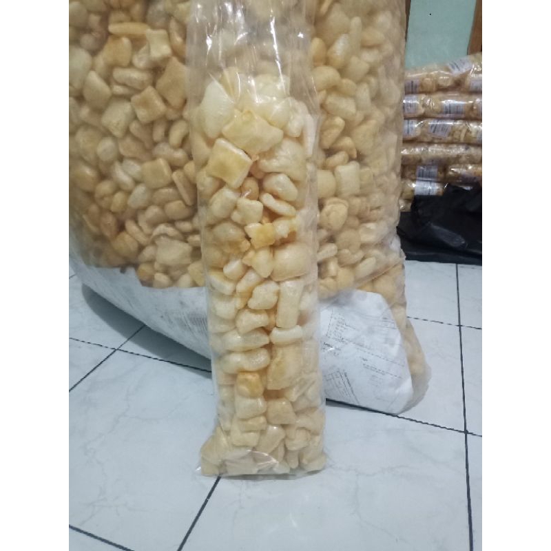 

Kerupuk Kulit/ Kerupuk Rambak Kulit sapi asli 200gram