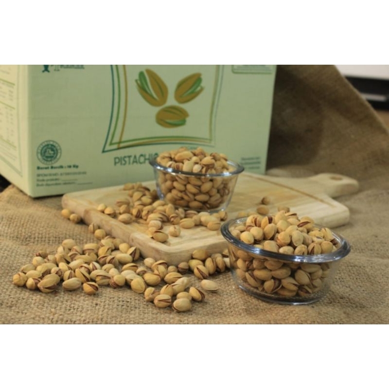 

Pistachio Cangkang John Farmer Kemasan 1 kg
