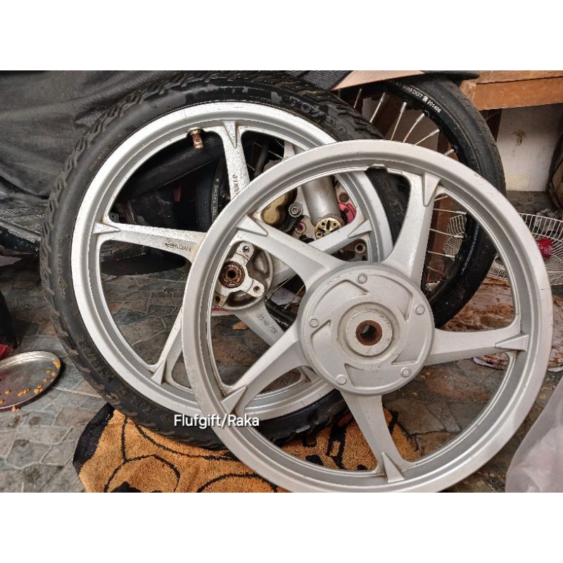 Velg Yamaha Nouvo Z ori