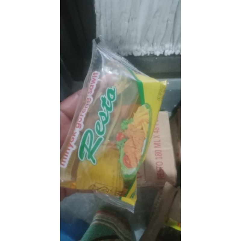 

minyak resto kemasan bantal 180ml