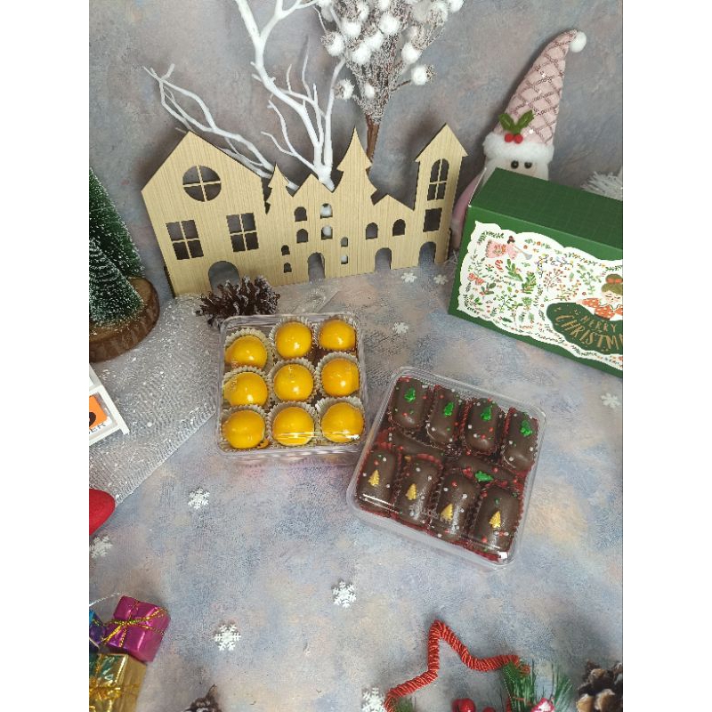 

Hamper Natal Mistletoe - 2 Toples Kookies - Tersedia 6 Pilihan Kookies
