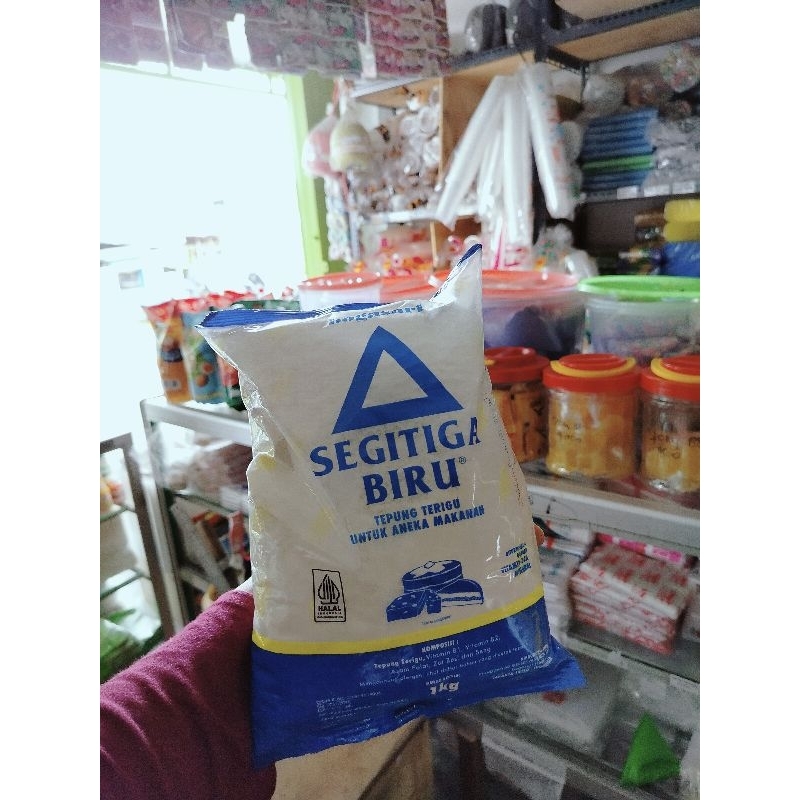 

Tepung g segitiga biru 1kg