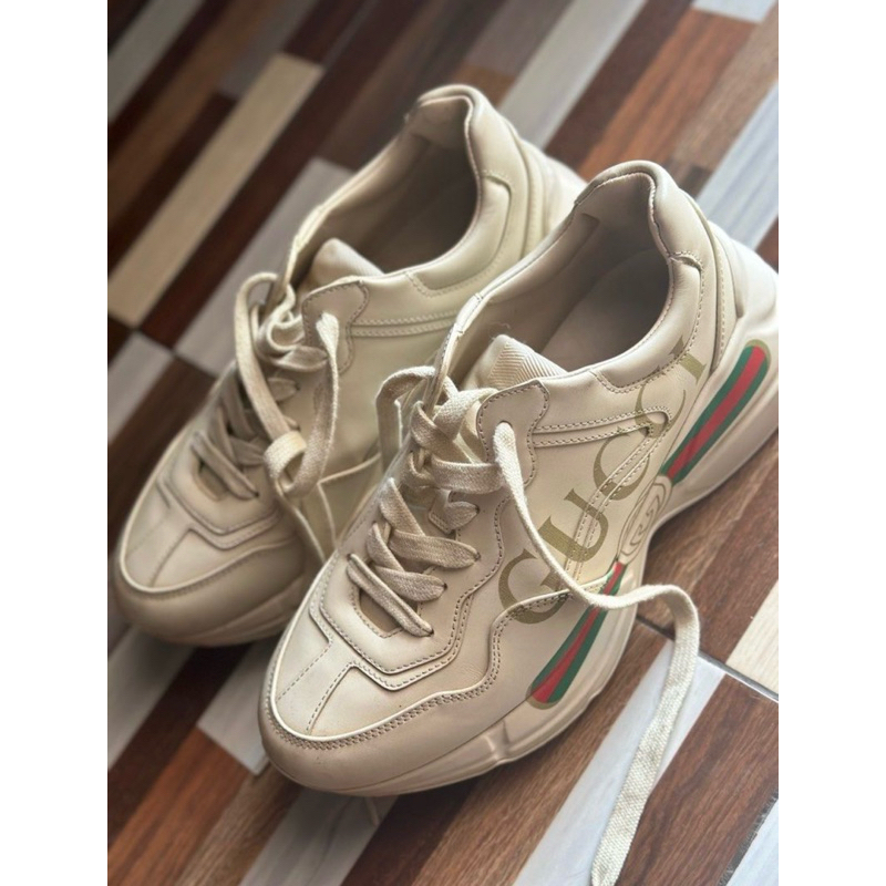 sepatu GUCCI original like new with box