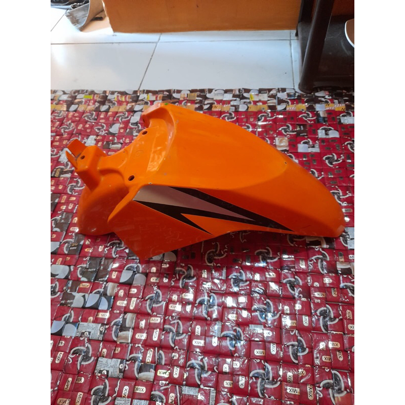 Slebor depan vario techno 125 slebor vario techno 125 orange