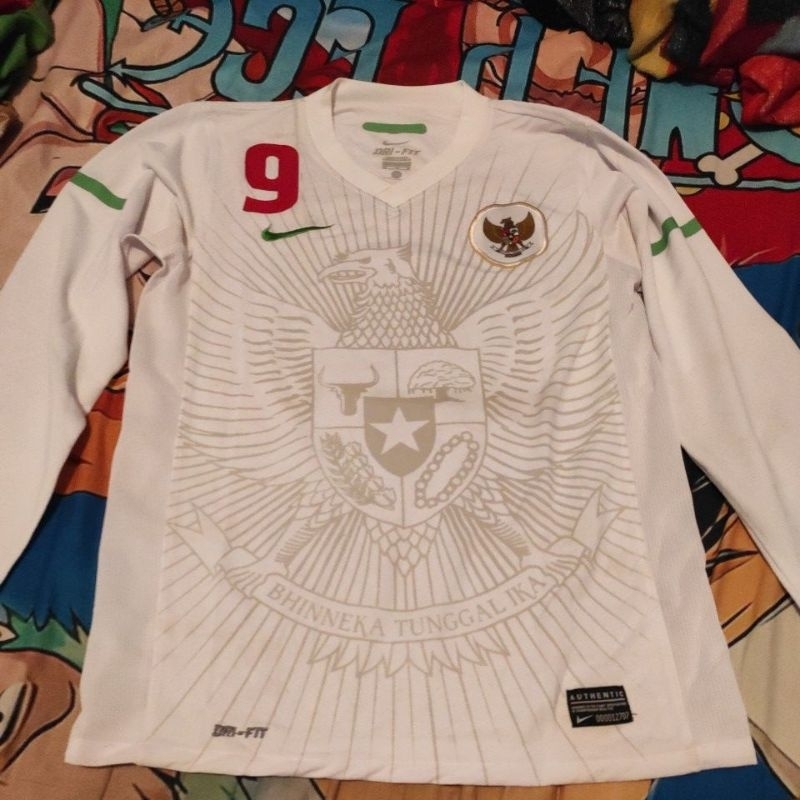 Jersey timnas indonesia aff 2010 away