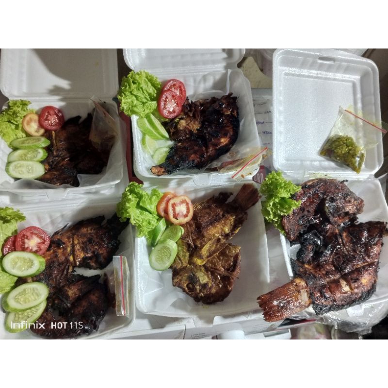 

PAKET NASI BOX harga mulai Rp. 12,000/box