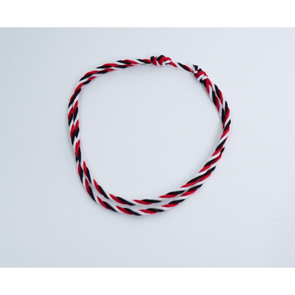 Aksesoris Gelang Bali Tridatu - Oleh-Oleh Khas Bali