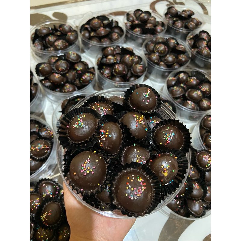 

Kue Bola-bola coklat