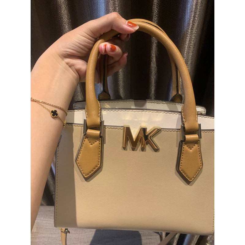 PRELOVED TAS MICHAEL KORS MK MOTT MEDIUM MESSENGER BISQUE MULTI ORIGINAL AUTHENTIC