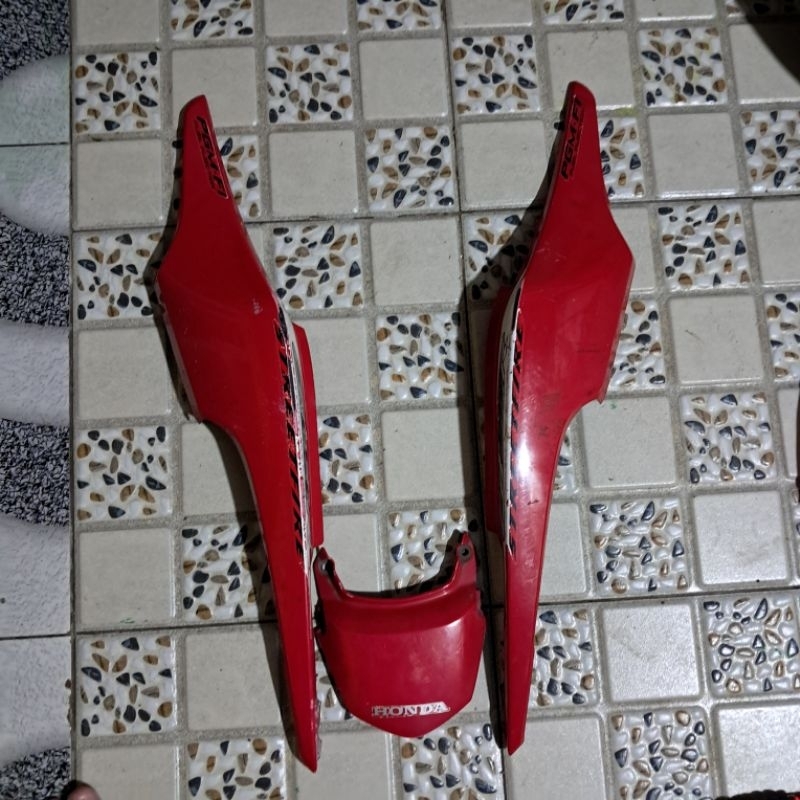 Body belakang old CB150R set stoplamp