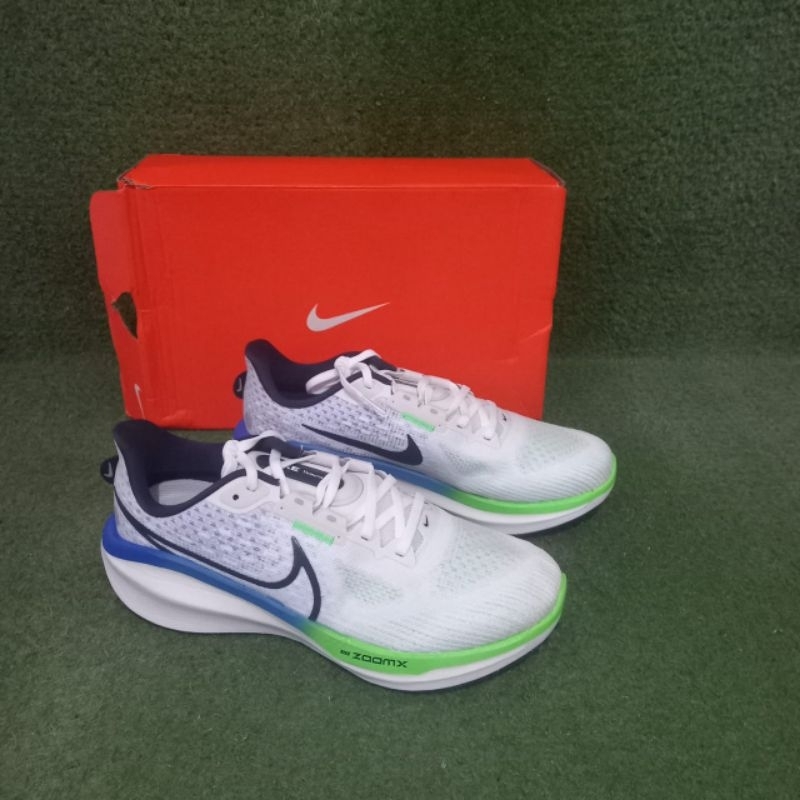 Nike Vomero 17 original