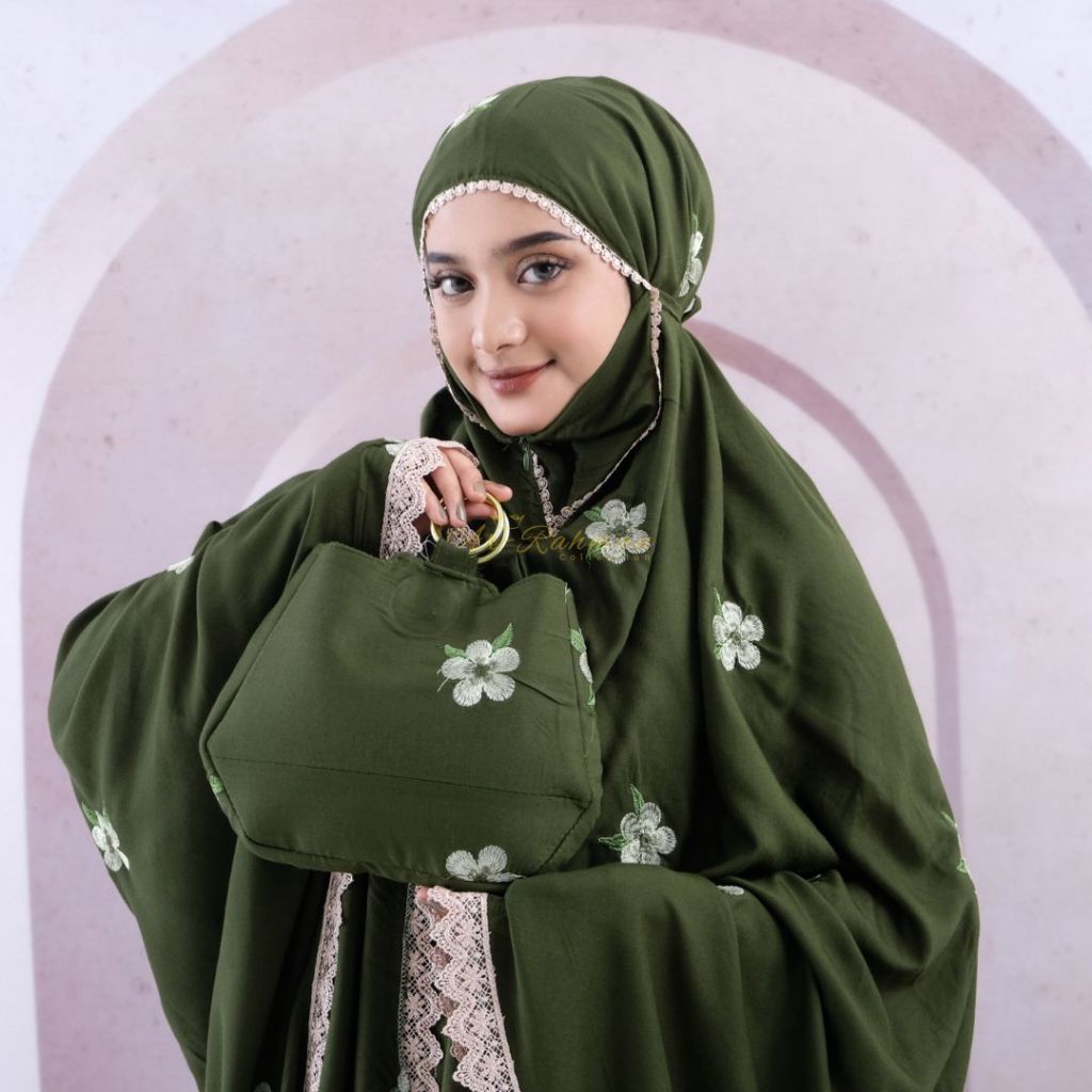 Mukena Dewasa Rayon Bordir Bunga Tulip (Ada Penutup Dagu)