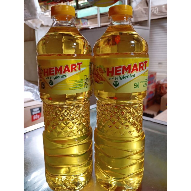 

Minyak goreng TIGARU botol 850 ml Minyak Hemart botol 1 L