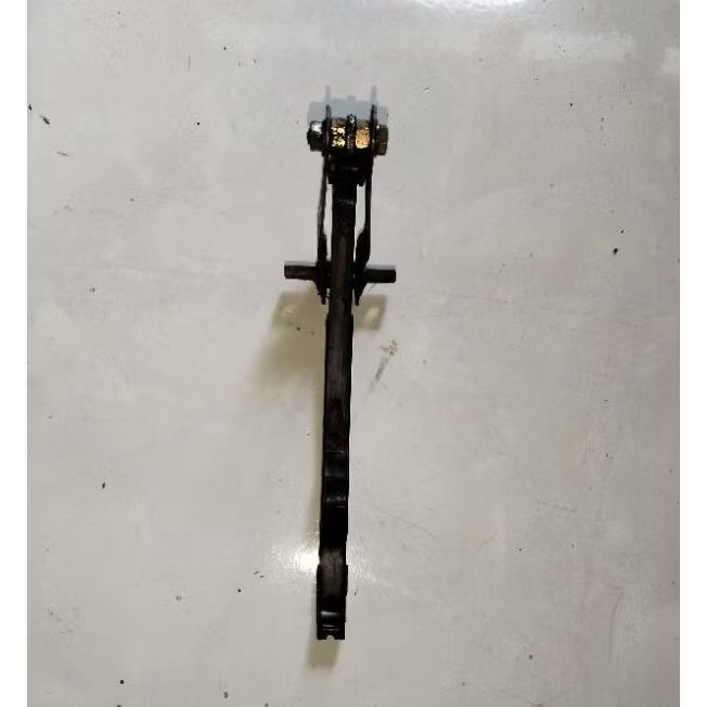 Pritilan mesin honda CB 200 twin