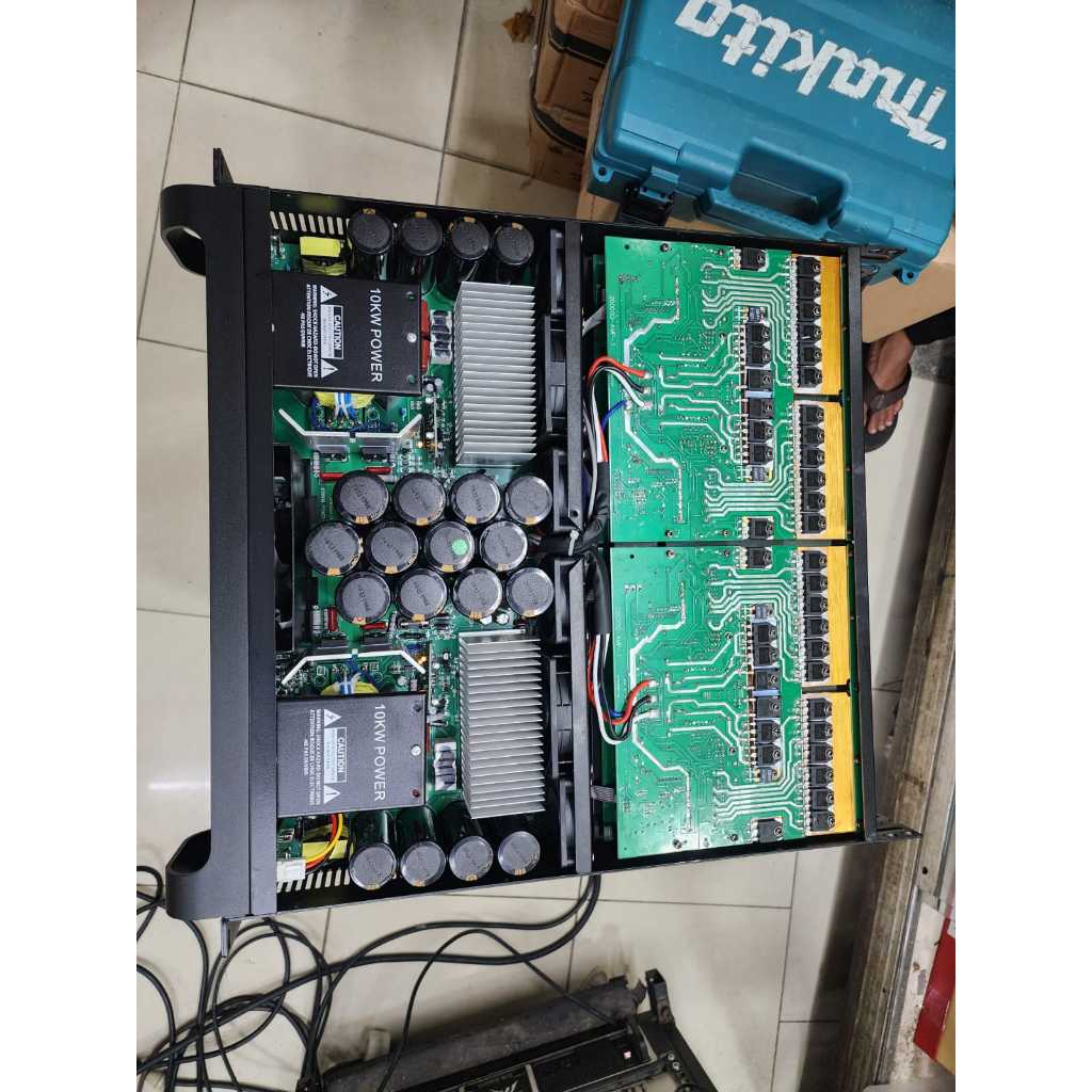 (PETI KAYU) Power Amplifier Labgruppen FP20000Q / FP 20000Q / FP 20000 Q / FP20000 Q