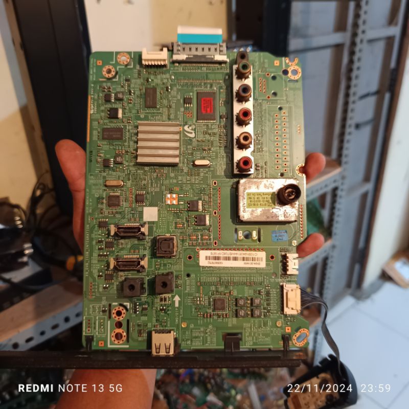 MB TV SAMSUNG UA32EH5000