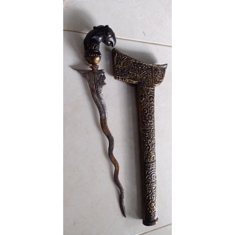 keris Luk pamor kulit semangka