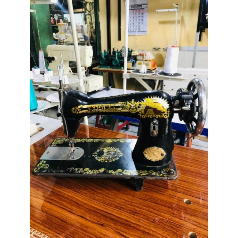 Mesin jahit bekas TYPICAL LAWAS suara halus manual kepala saja mesin tradisional