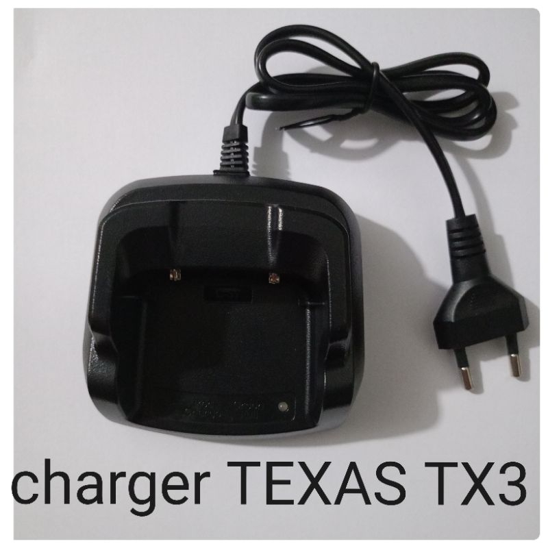 Charger HT TEXAS TX 3  produk Texas bisa buat HT merek lain modelnya sama dengan Texas tx 3