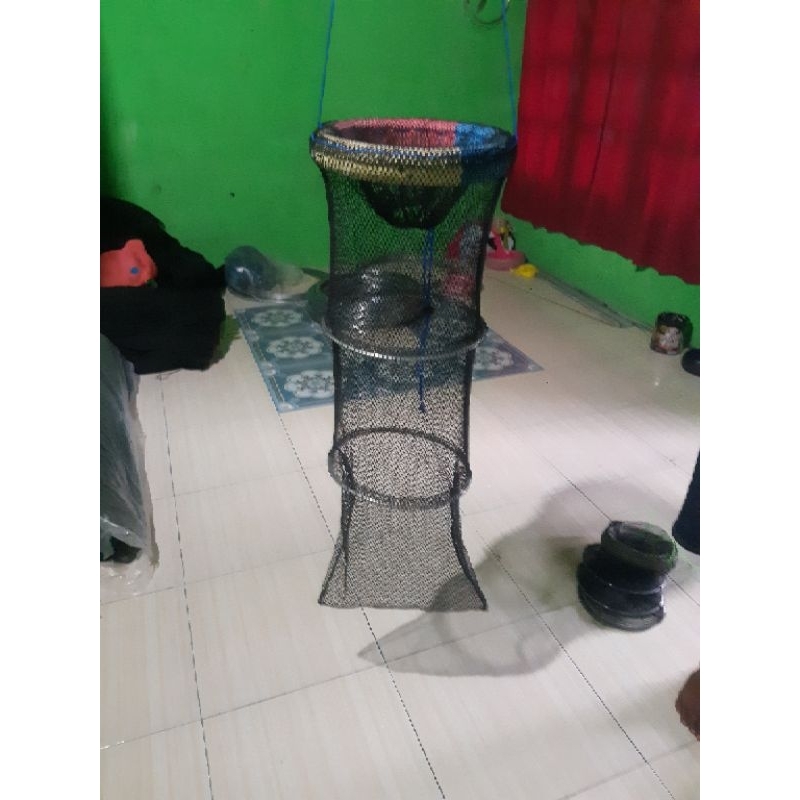 karamba nyobok R2 ban besar