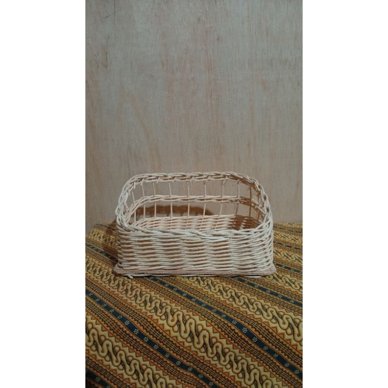 

hampers rotan sandaran