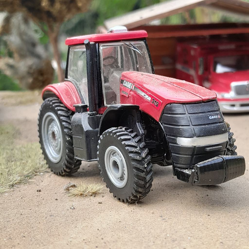 Ertl Tractor Case IH JUNK ROSOK