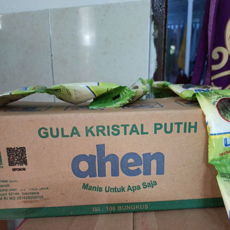 

Ahen Gula Kristal Putih 28g. 1 renceng isi 10 sachet