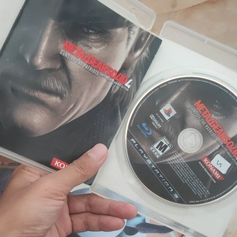 kaset metal gear solid 4 ps3