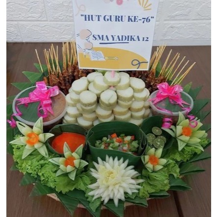 

Tumpeng sate ayam dan kambing bisa mix | porsi bervariasi