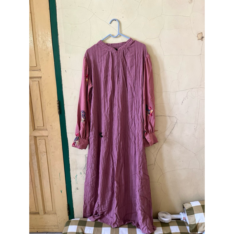 preloved gamis anjanisabila