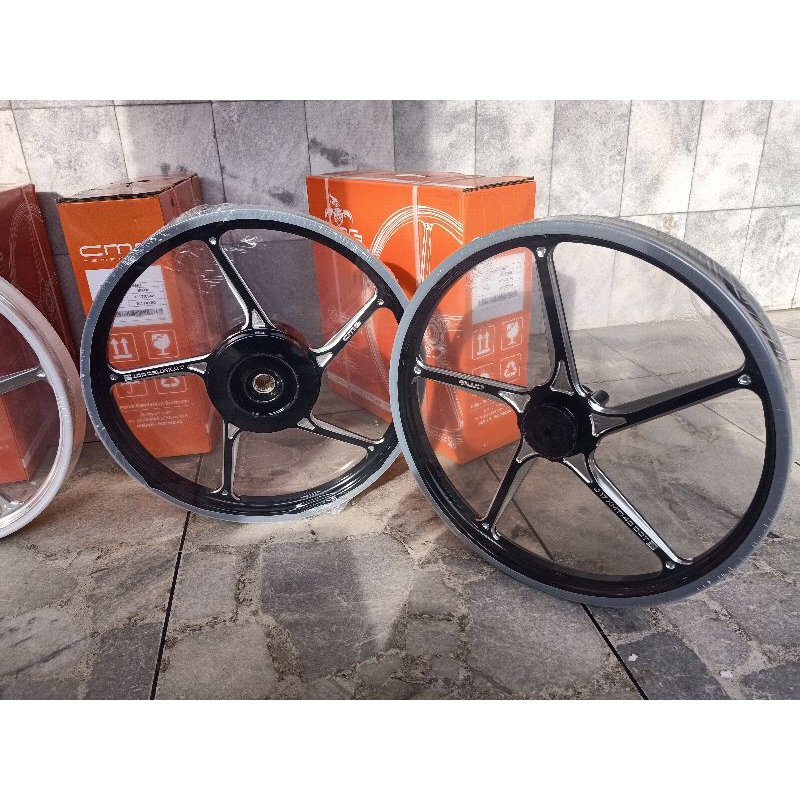 velg AK55 CMG model Enkei ring 17 matic Vario 125/150/160cbs