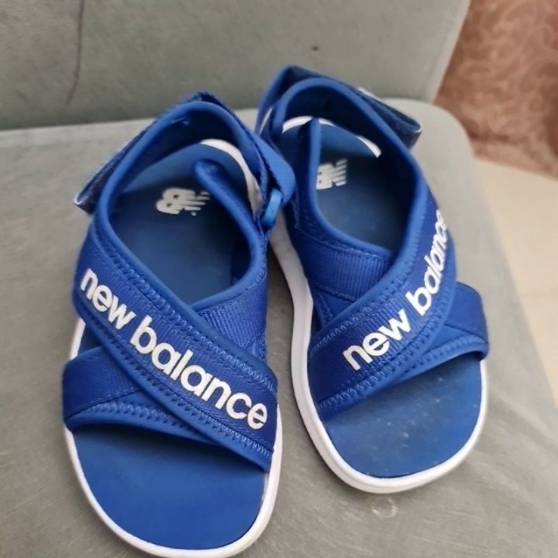 sendal new balance