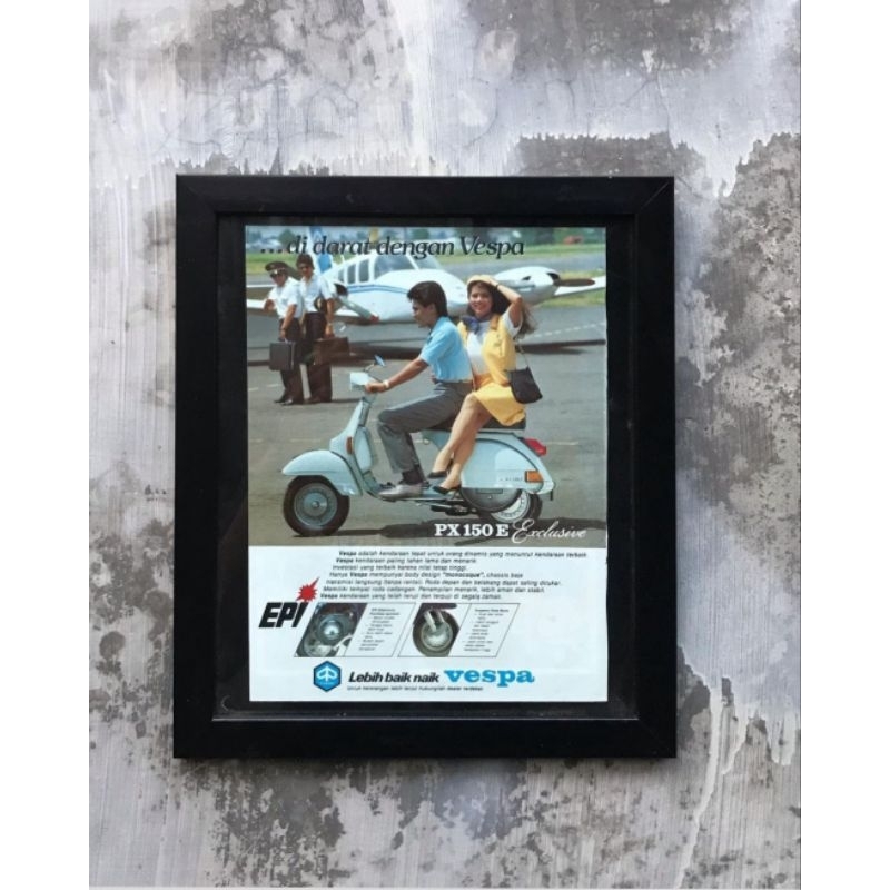 iklan kertas vespa px 150 se